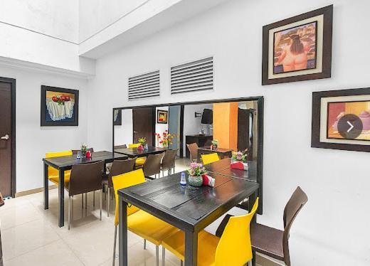Hotel Park 6 ميديلين المظهر الخارجي الصورة