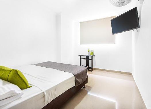Hotel Park 6 ميديلين المظهر الخارجي الصورة